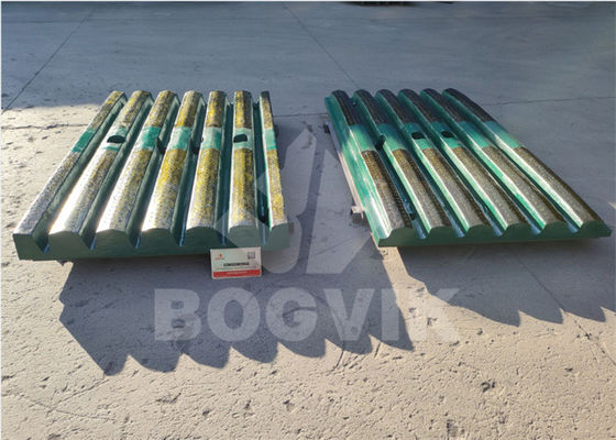 BOGVIK Customized Coarse Corrugated Jaw Liners with Titanium Carbide Insert