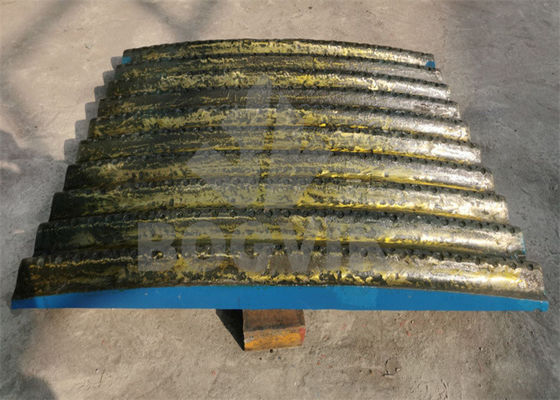 More durable Mn22Cr2 with Titanium Carbide Insert Jaw Plate CR-005-007-001E CR-005-008-001E