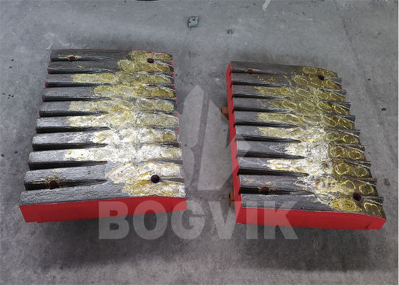 Manganese with Chromium Insert C140 Jaw Plate 2-3 times Lifespan than normal manganese Crusher Liners