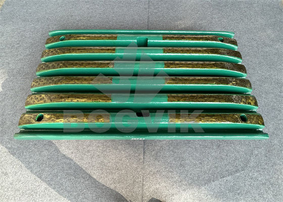Manganese with Titanium Carbide Insert Crusher Liners Casting by find sand, Smooth