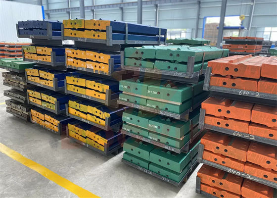 Various materials High Manganese Martensitic Steel High Chrome Ceramic Inserts Blow Bar suitable for different crushing