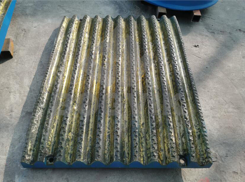 Core Technology Manganese with Tianium Carbide Insert and Manganese with Chromiun Insert of Jaw and Cone Wear Parts