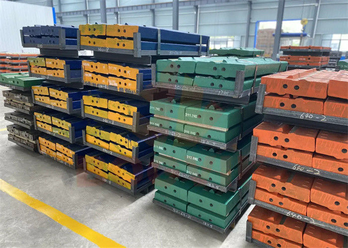 Various materials High Manganese Martensitic Steel High Chrome Ceramic Inserts Blow Bar suitable for different crushing